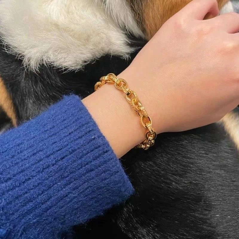 Lightweight Chrome Hearts Bracelets 238948