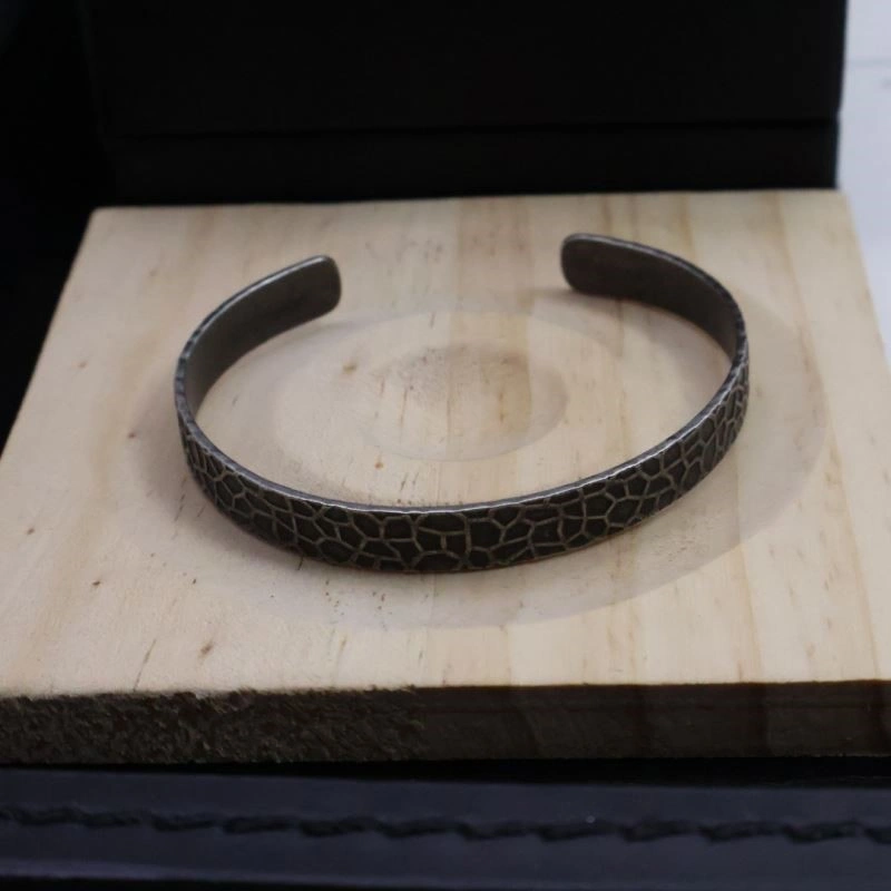 Sleek Chrome Hearts Bracelets 238958