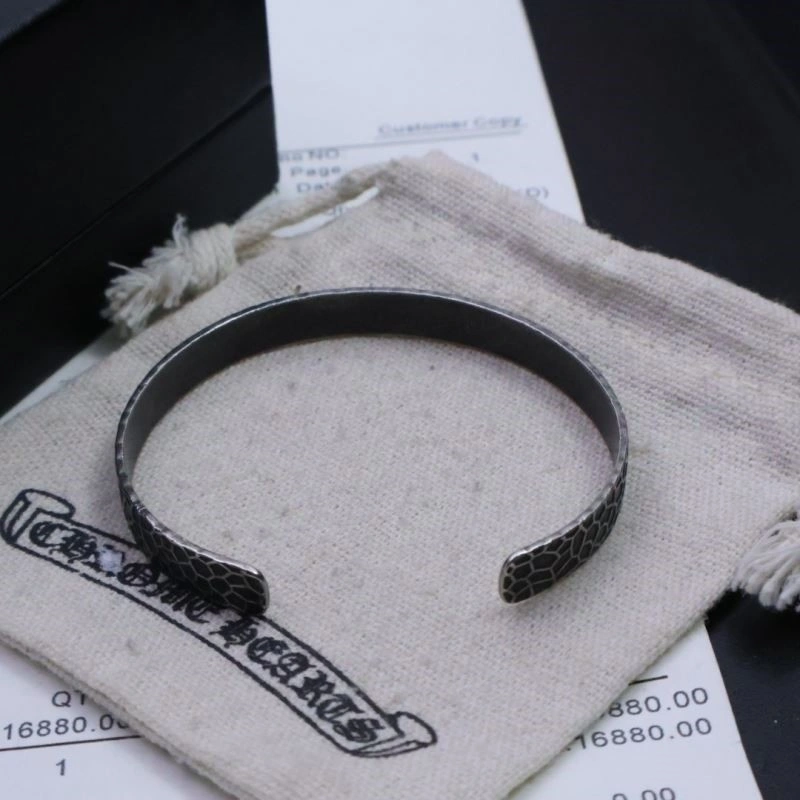 Sleek Chrome Hearts Bracelets 238958