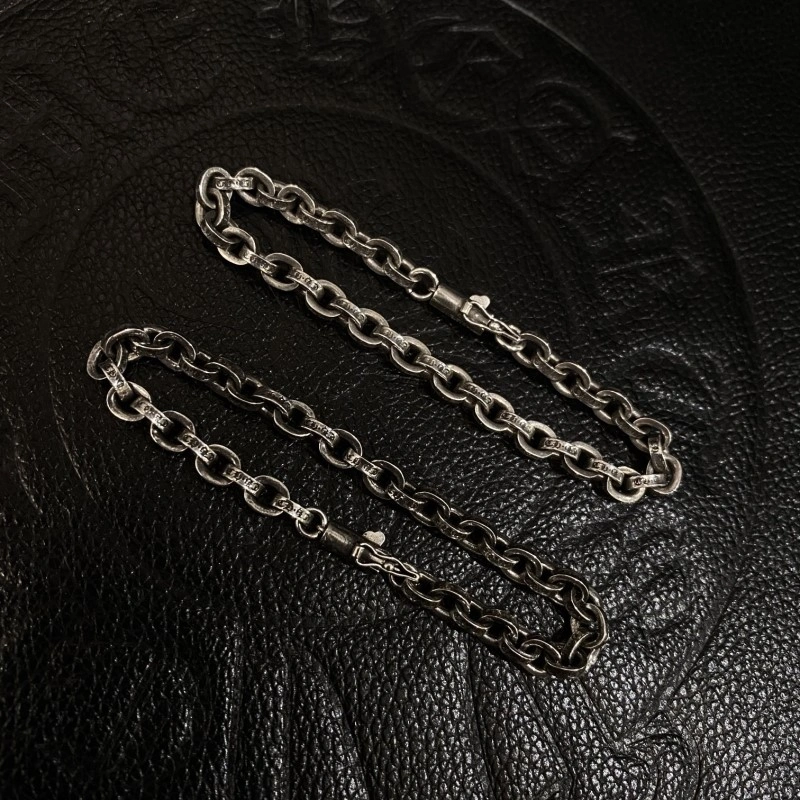 WellDesigned Chrome Hearts Bracelets 237400