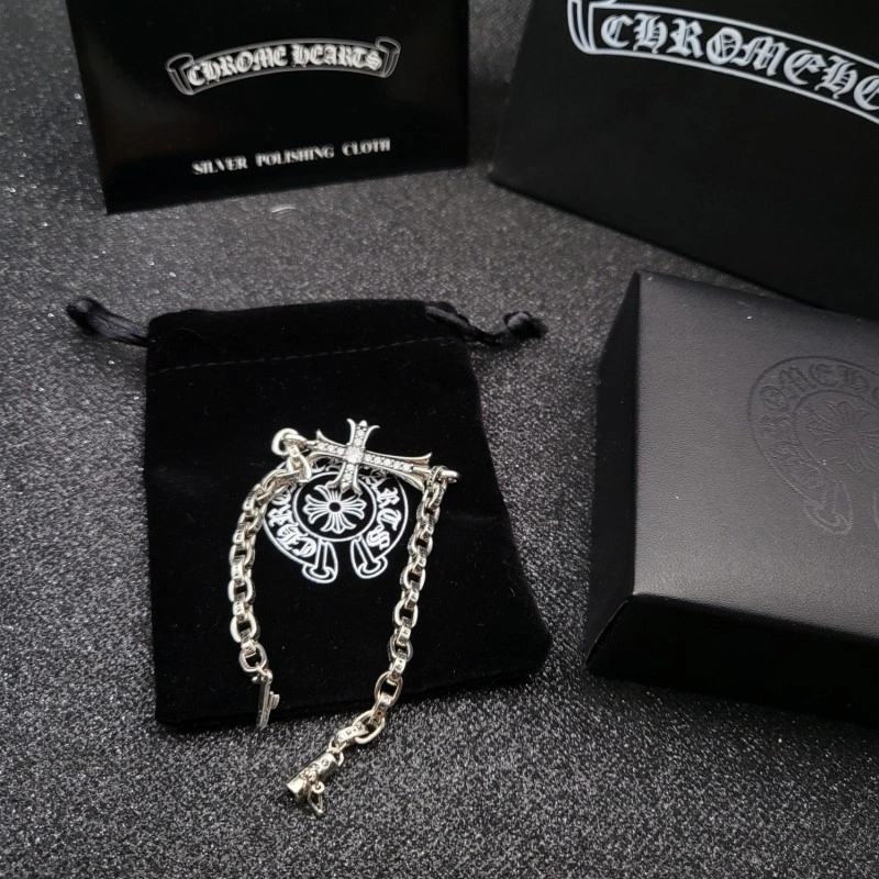 Fashionable Chrome Hearts Bracelets 237358