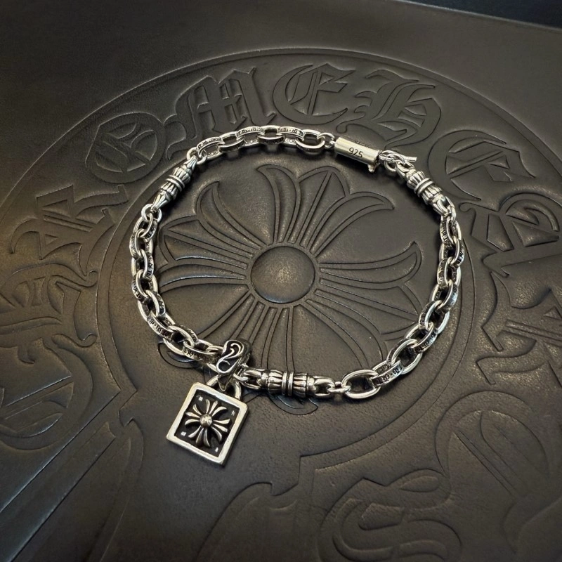 UrbanStyle Chrome Hearts Bracelets 237340