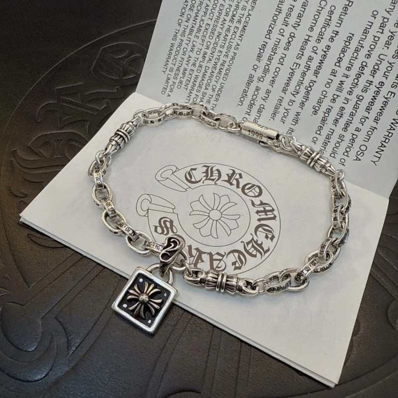 UrbanStyle Chrome Hearts Bracelets 237340