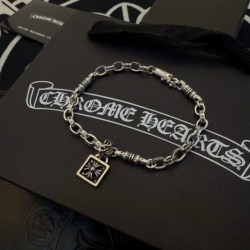 UrbanStyle Chrome Hearts Bracelets 237340