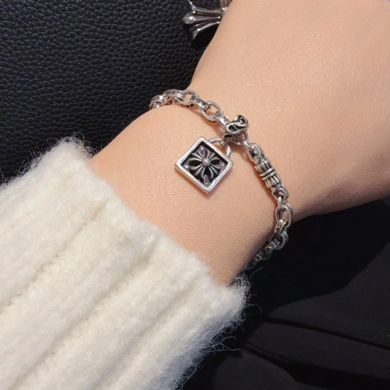 UrbanStyle Chrome Hearts Bracelets 237340