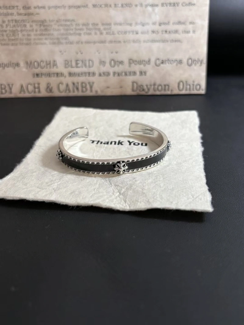 Fashionable Chrome Hearts Bracelets 237196