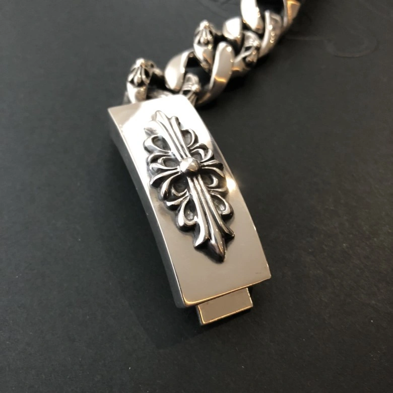 UrbanStyle Chrome Hearts Bracelets 237128