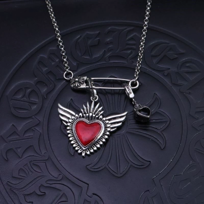 Contemporary Chrome Hearts Brooches 239672