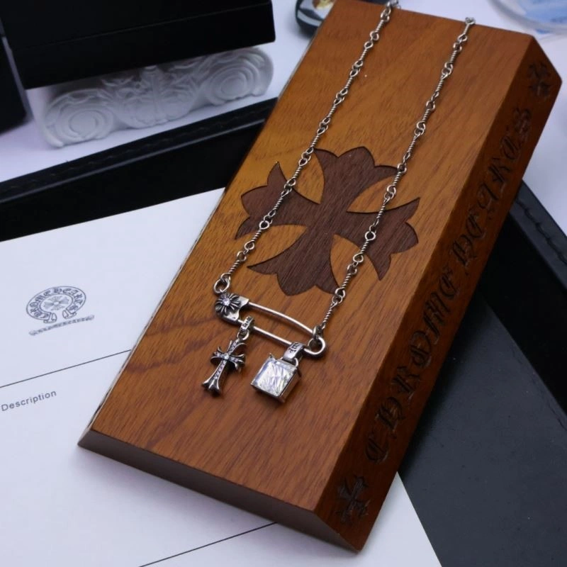 Chrome Hearts Brooches DailyWear 239666