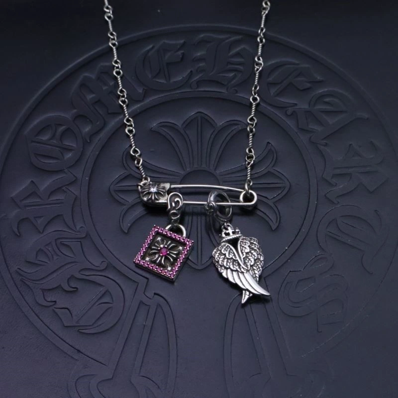 Practical Chrome Hearts Brooches 239683