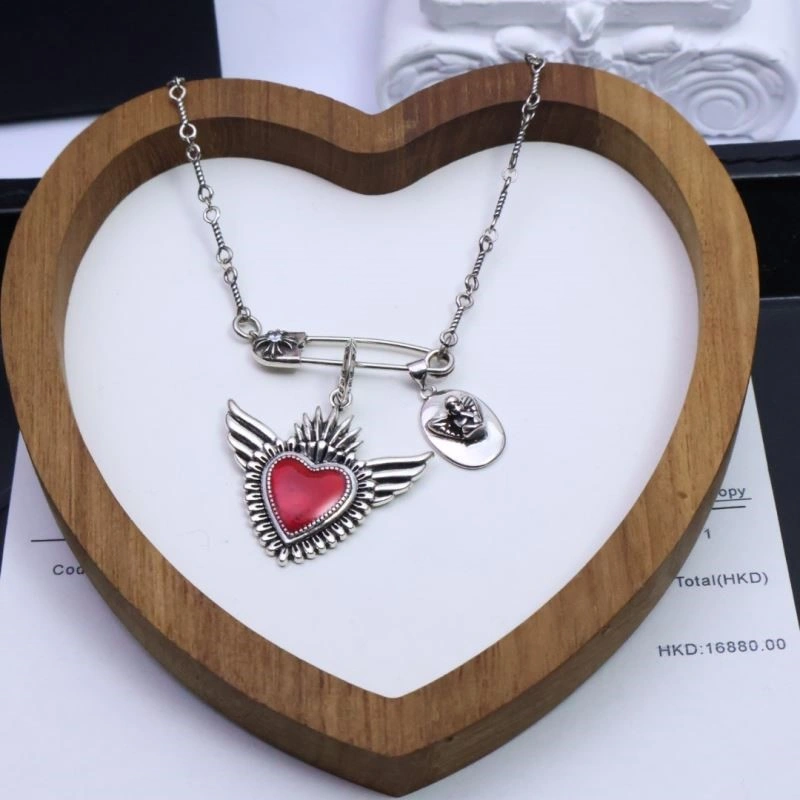 Practical Chrome Hearts Brooches 239673