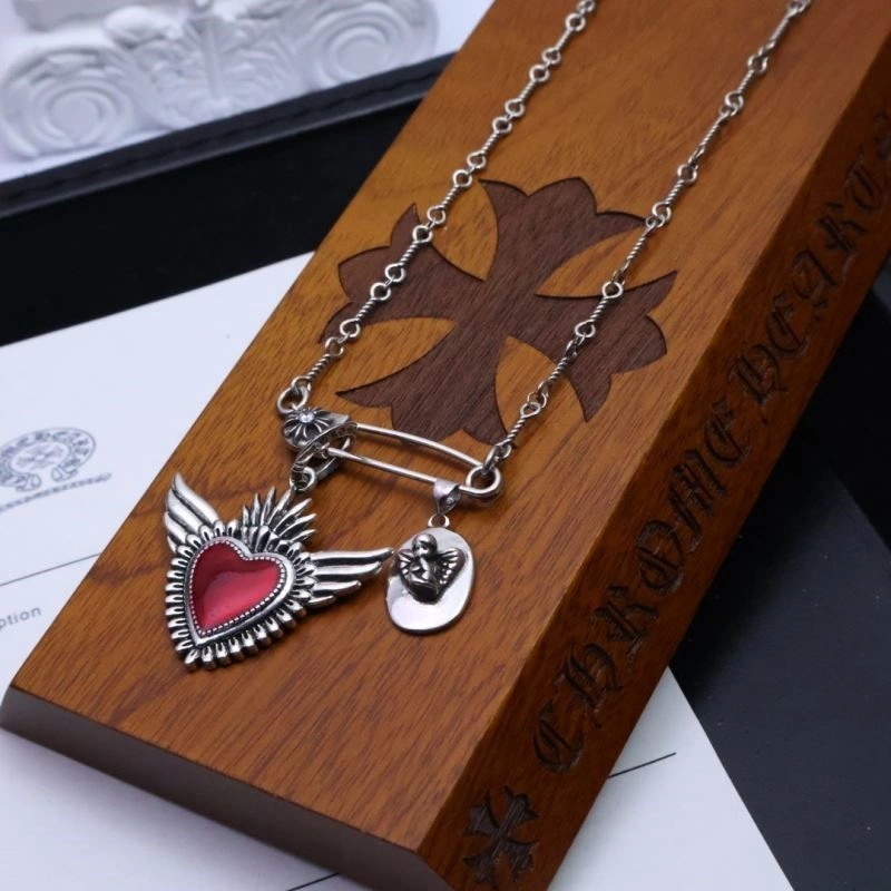 Practical Chrome Hearts Brooches 239673