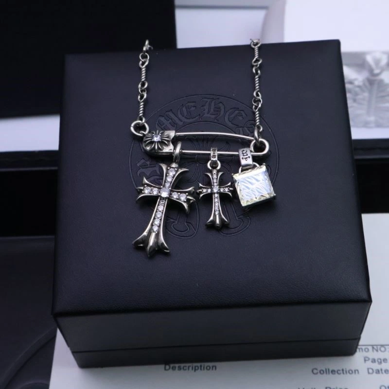 SmoothTexture Chrome Hearts Brooches 239665