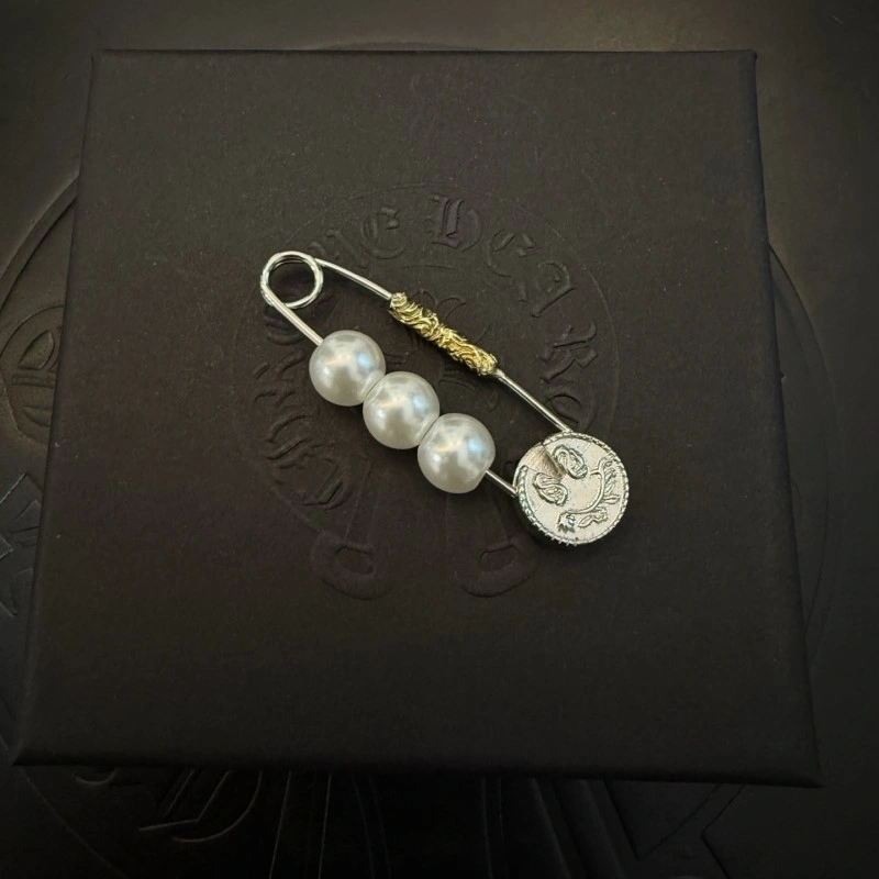 Bold Chrome Hearts Brooches 237070