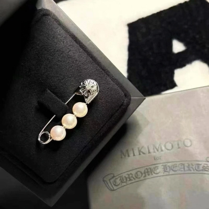 Chrome Hearts Brooches Breathable 237062