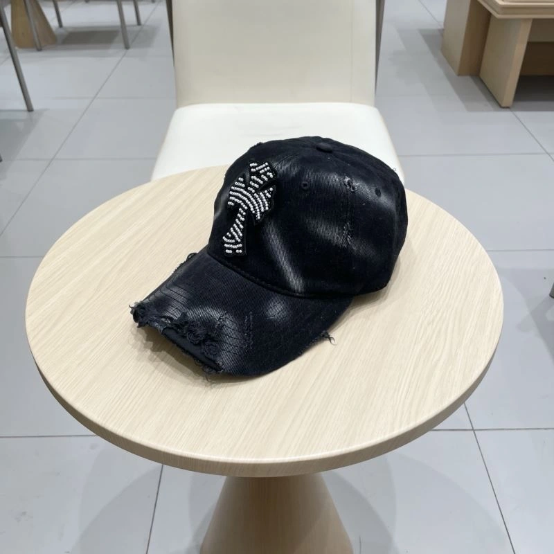 Resilient Chrome Hearts Caps 259100