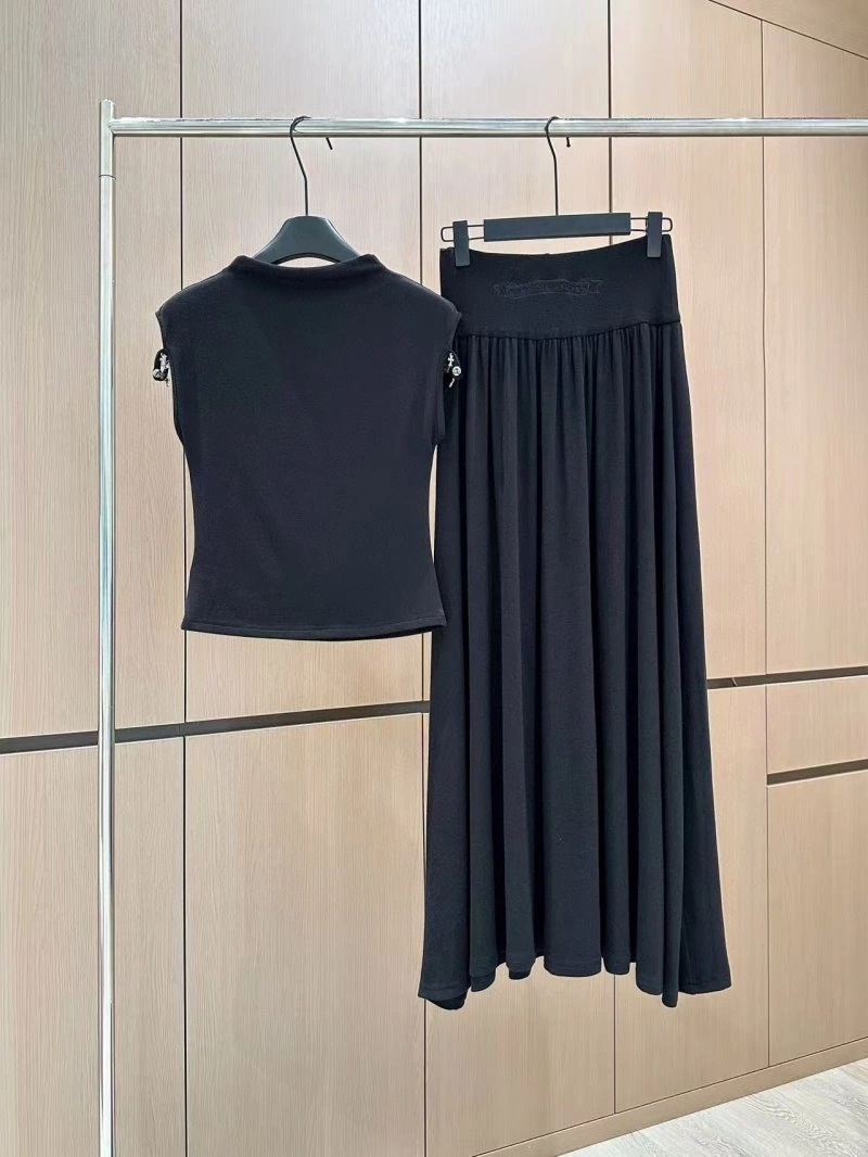 Vibrant Chrome Hearts Dress Suits 118199