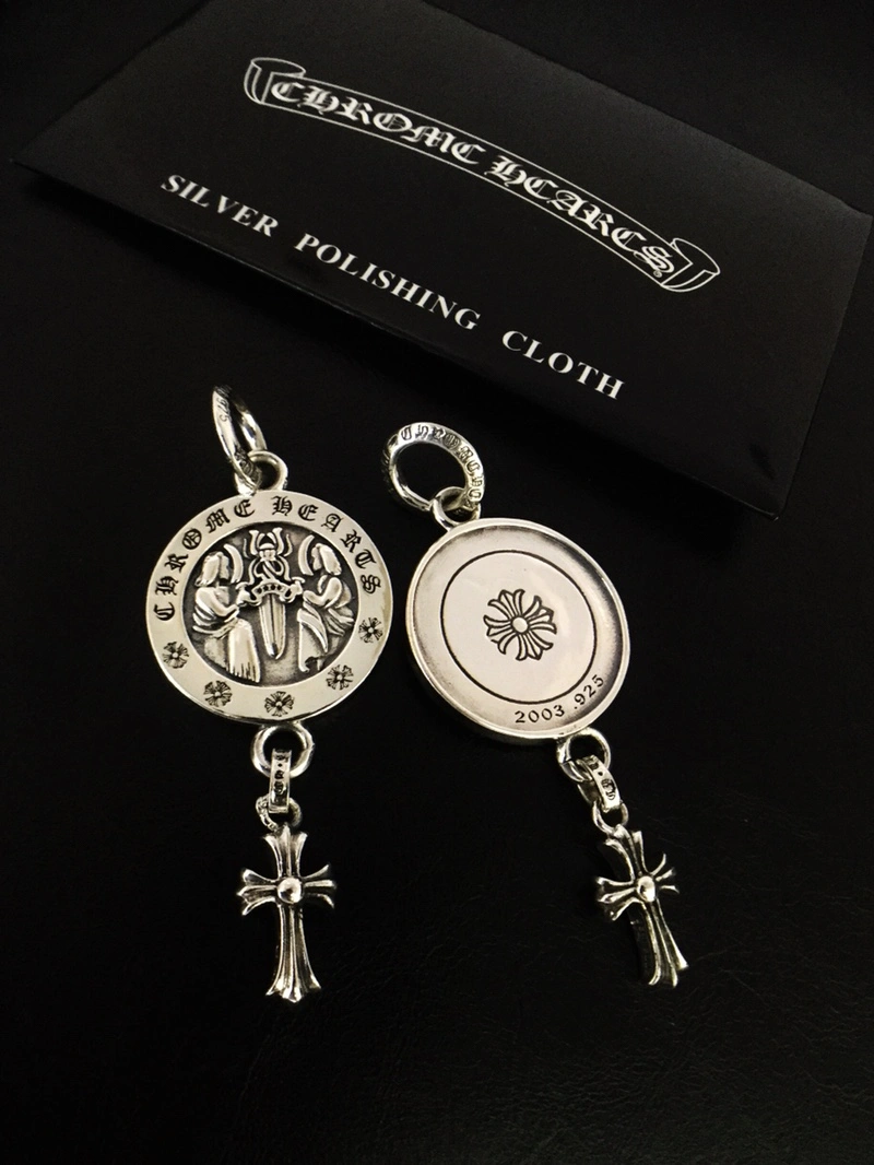 Chrome Hearts Earrings Comfortable 242491