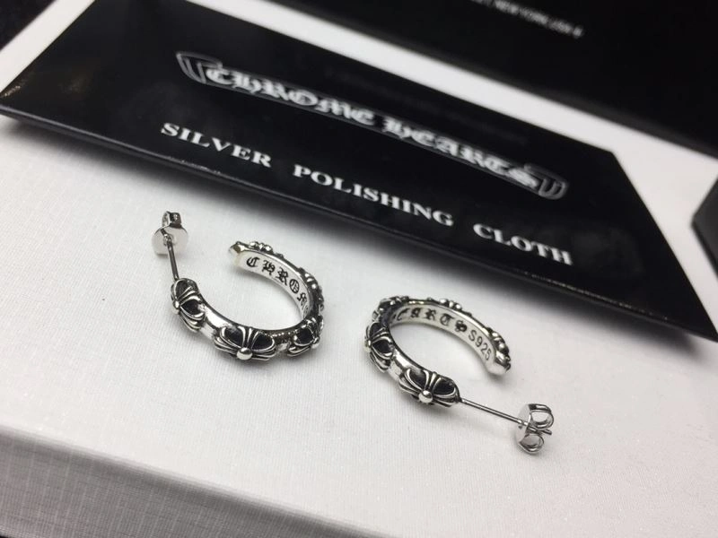 Fashionable Chrome Hearts Earrings 241909