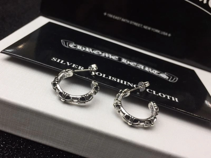 Fashionable Chrome Hearts Earrings 241909
