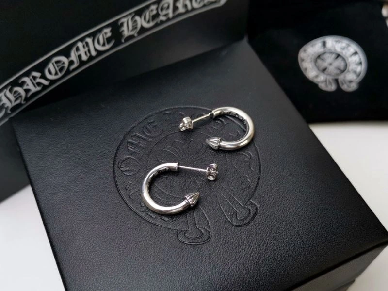 Contemporary Chrome Hearts Earrings 241289