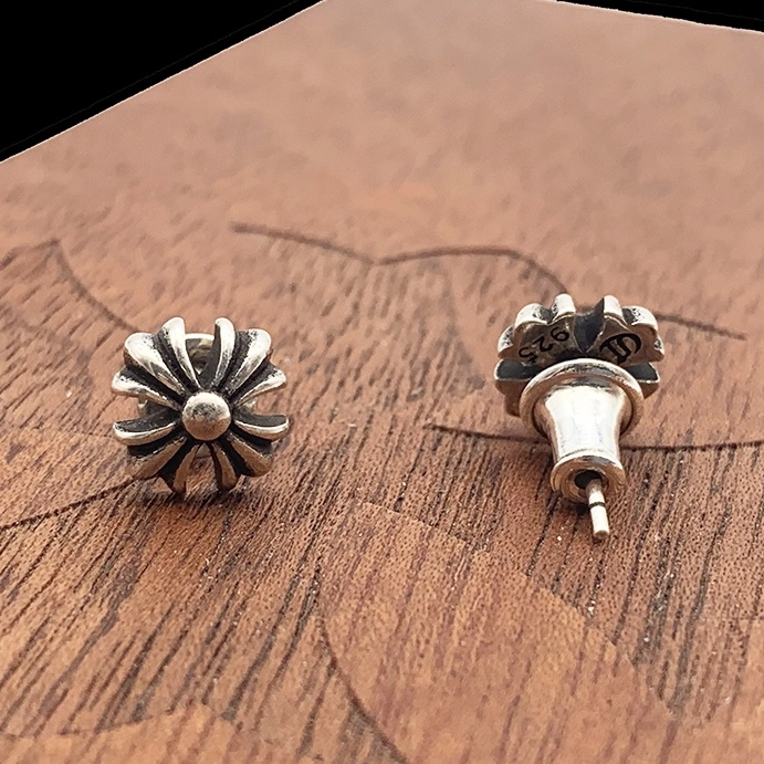 RelaxedFit Chrome Hearts Earrings 240737