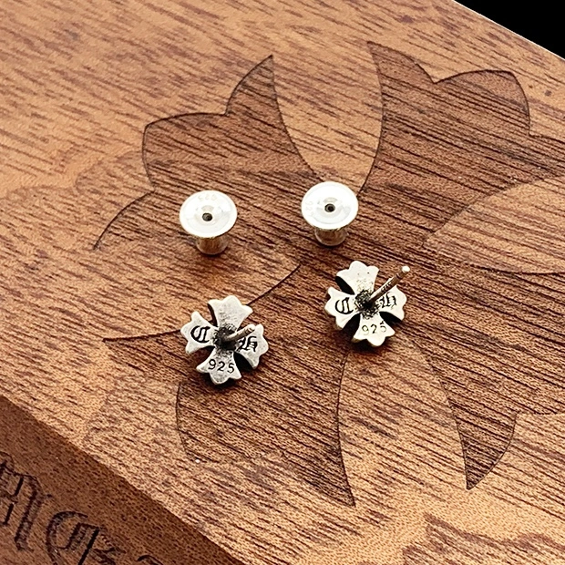 RelaxedFit Chrome Hearts Earrings 240737