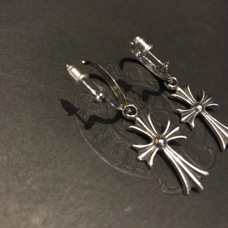 Chic Chrome Hearts Earrings 240256
