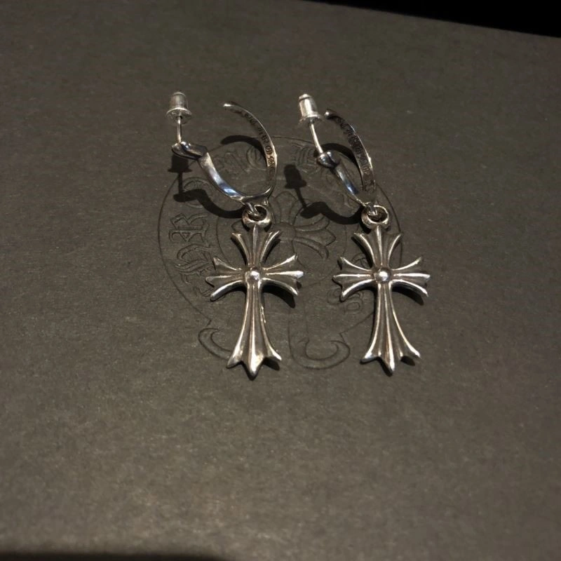 Chic Chrome Hearts Earrings 240256