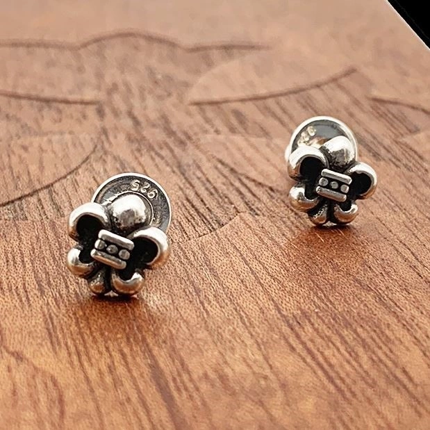 HighQuality Chrome Hearts Earrings 240251
