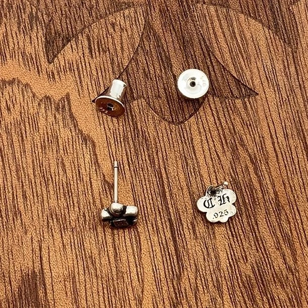 HighQuality Chrome Hearts Earrings 240251