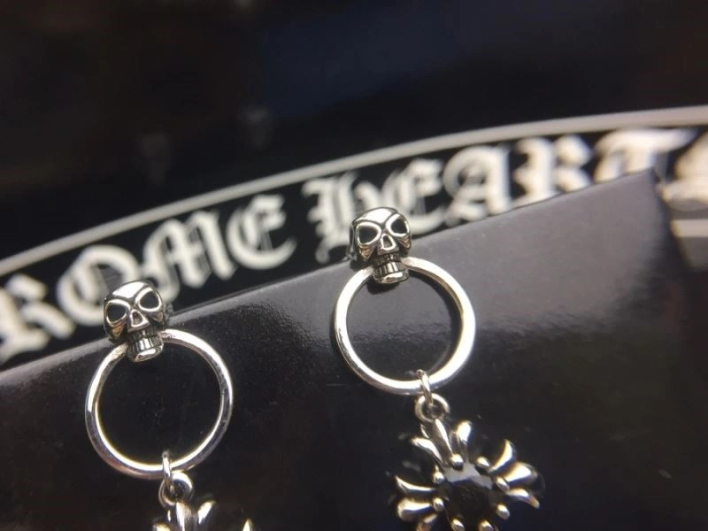 Sophisticated Chrome Hearts Earrings 239652