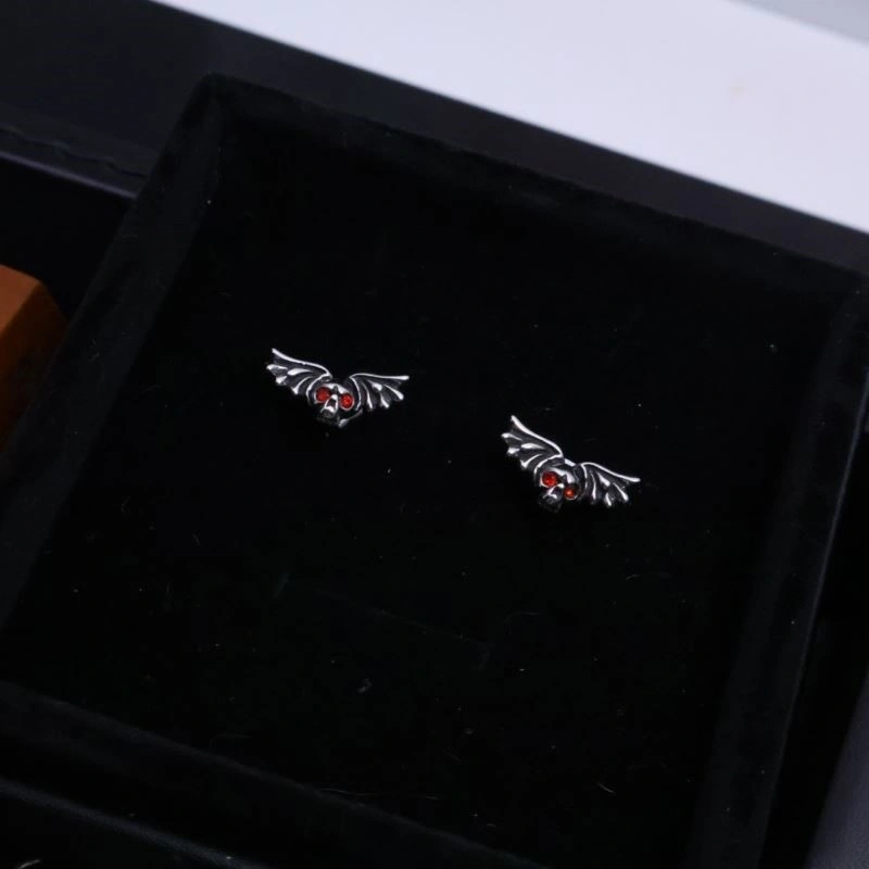 Cozy Chrome Hearts Earrings 239649