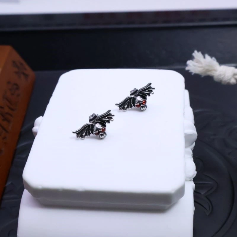 Cozy Chrome Hearts Earrings 239649
