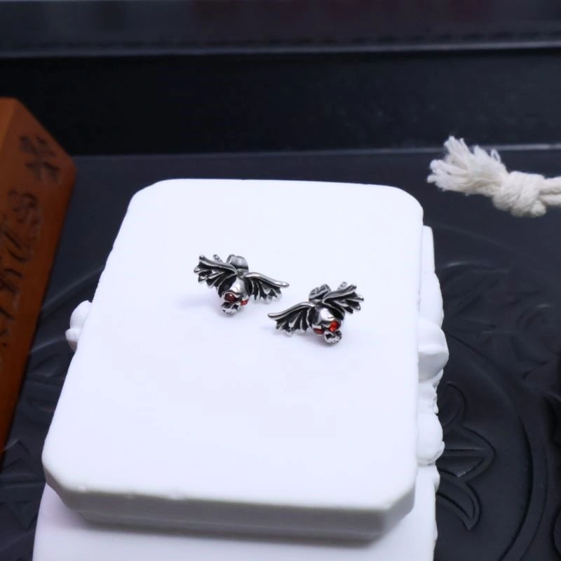 Cozy Chrome Hearts Earrings 239649