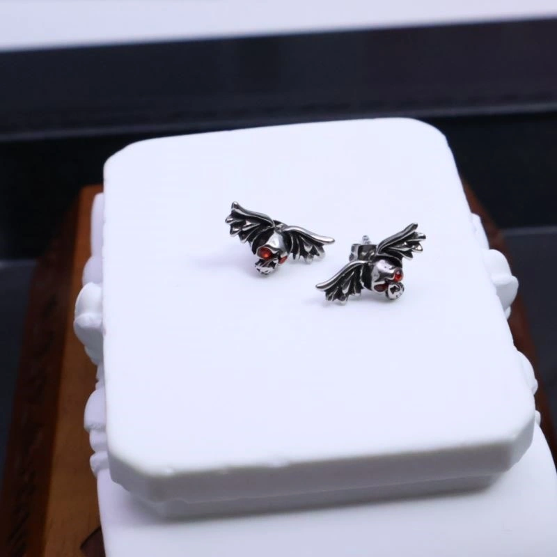Cozy Chrome Hearts Earrings 239649