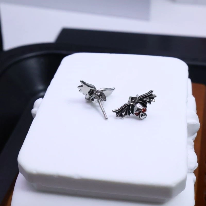 Cozy Chrome Hearts Earrings 239649