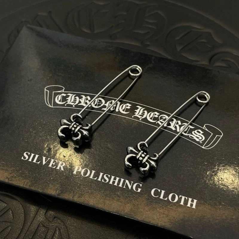 Thermal Chrome Hearts Earrings 238065