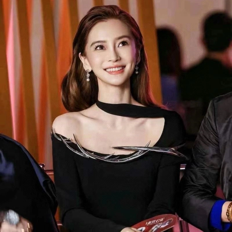 Chrome Hearts Earrings Stylish 238051