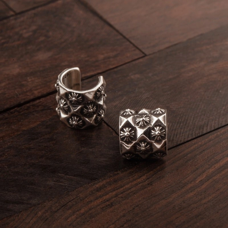Chrome Hearts Earrings Sporty 237061