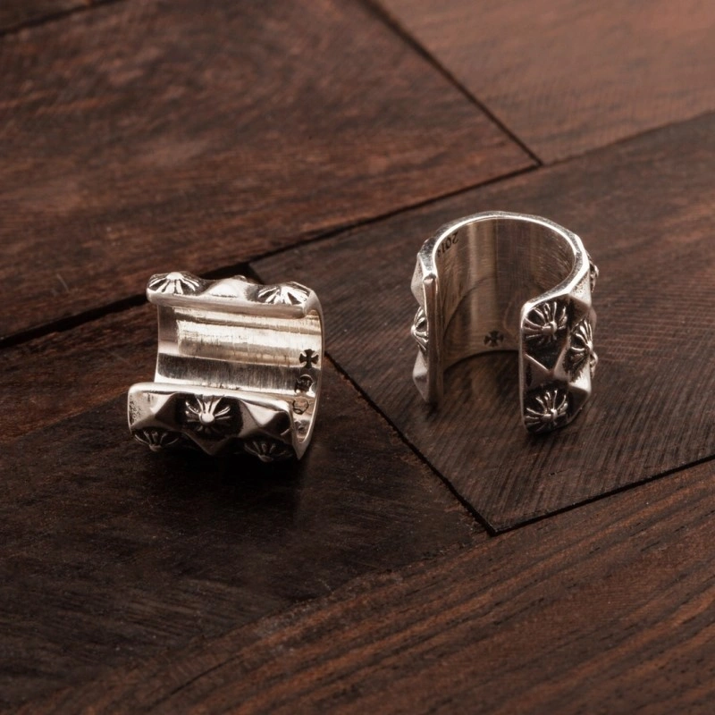 Chrome Hearts Earrings Sporty 237061