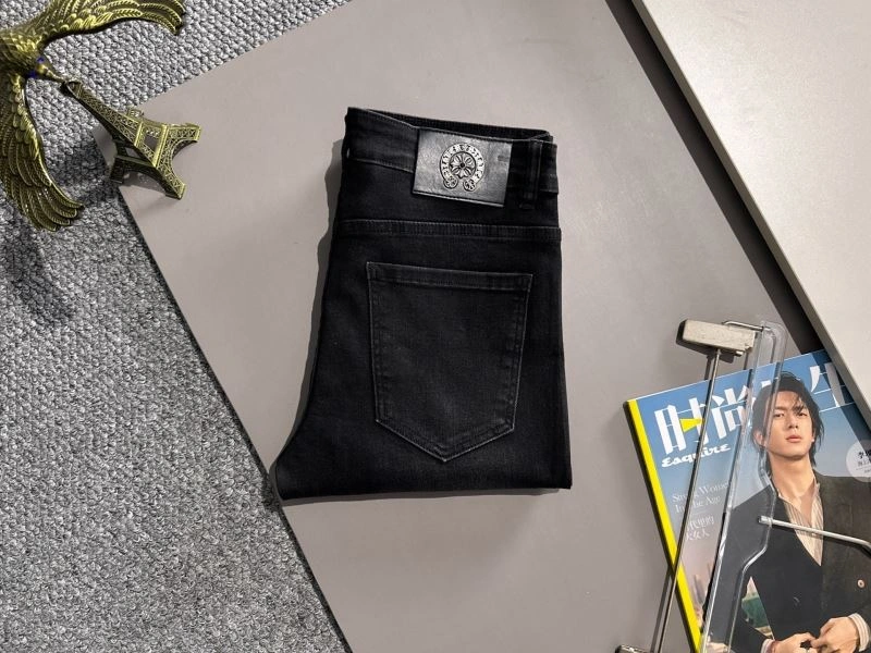 UrbanChic Chrome Hearts Jeans 119032