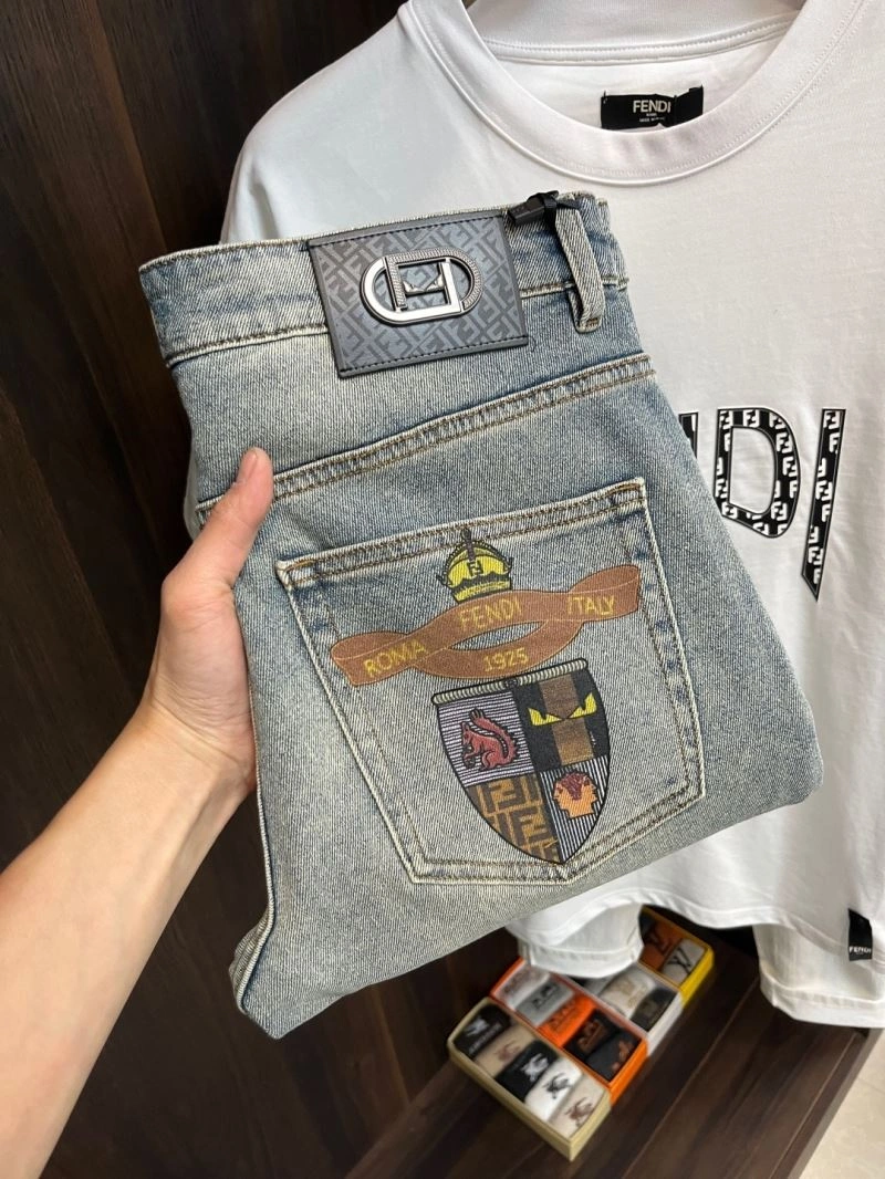 EyeCatching Chrome Hearts Jeans 118565
