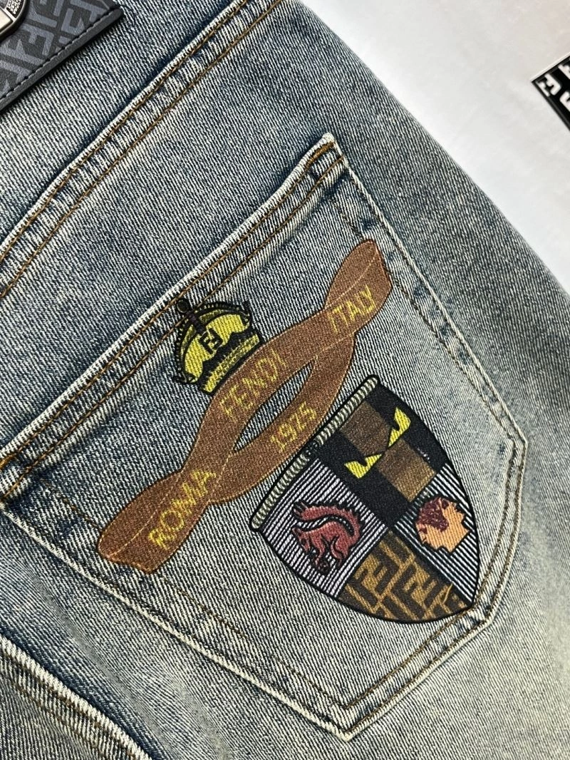 EyeCatching Chrome Hearts Jeans 118565