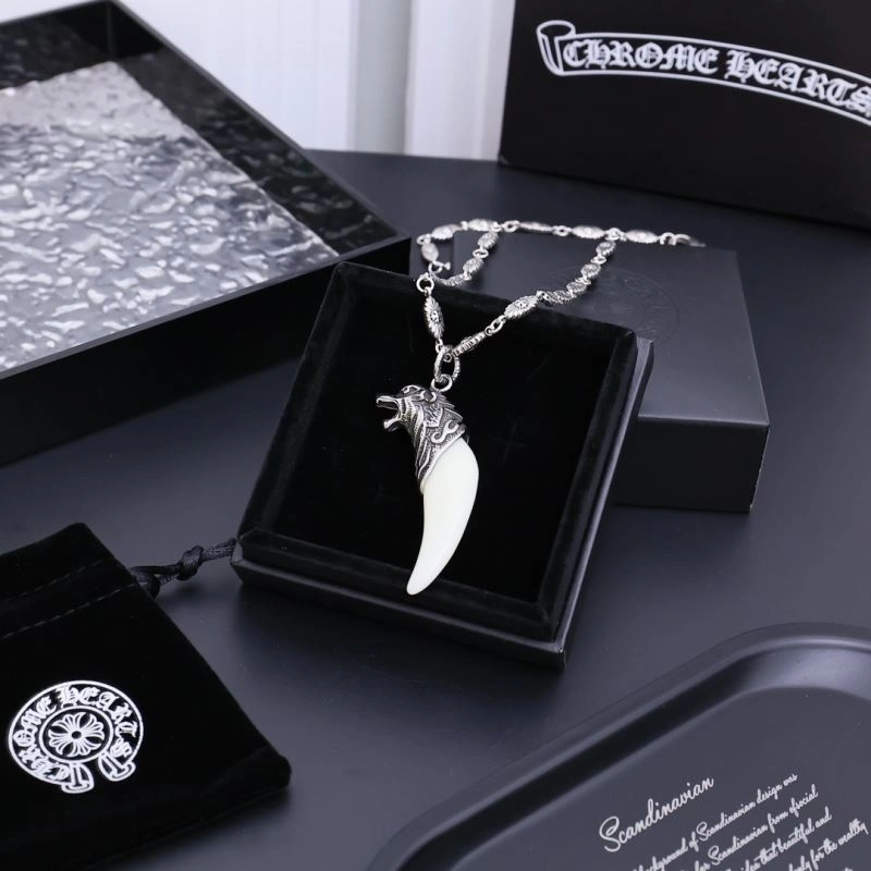 ZipUp Chrome Hearts Necklaces 242251