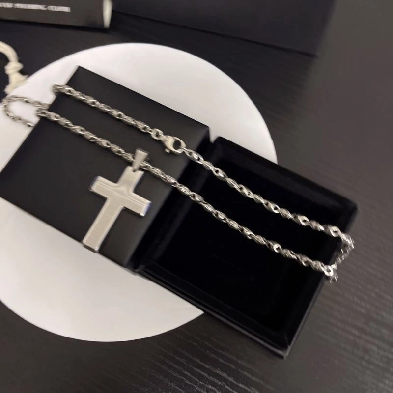 Cozy Chrome Hearts Necklaces 242261
