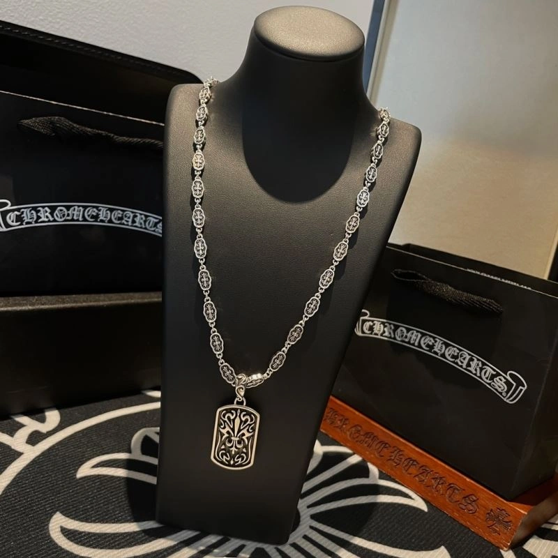Thermal Chrome Hearts Necklaces 242224
