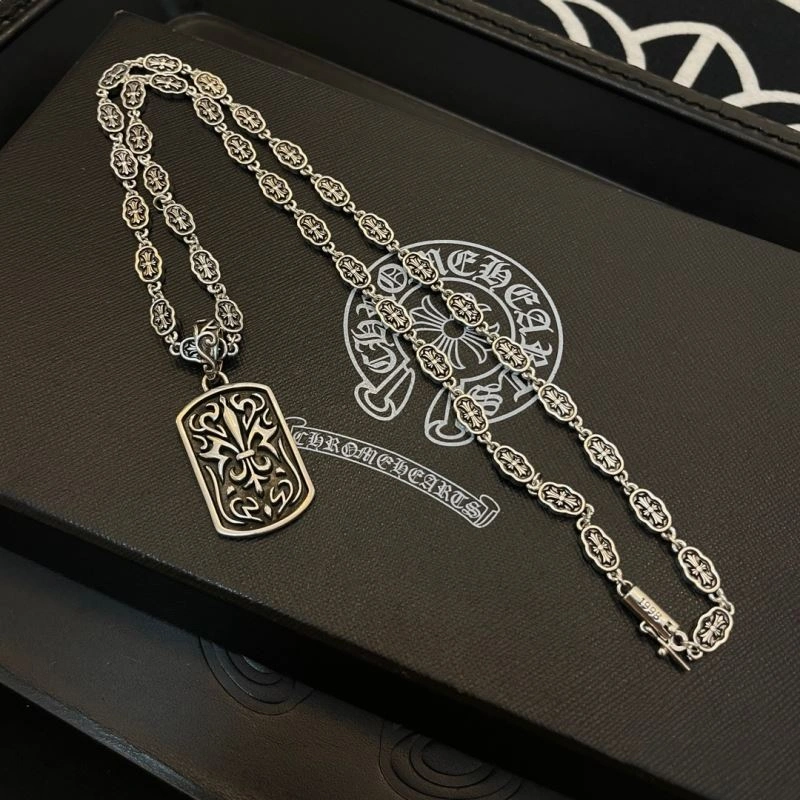 Thermal Chrome Hearts Necklaces 242224