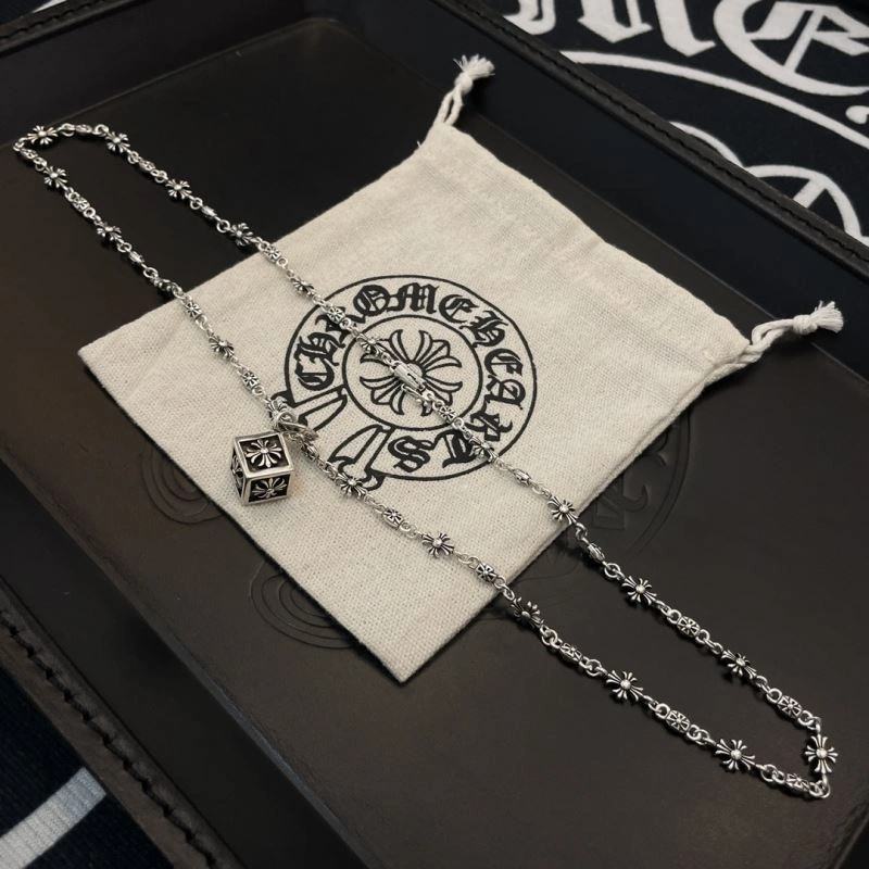 Compact Chrome Hearts Necklaces 242229