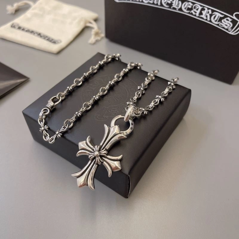 Lightweight Chrome Hearts Necklaces 242233